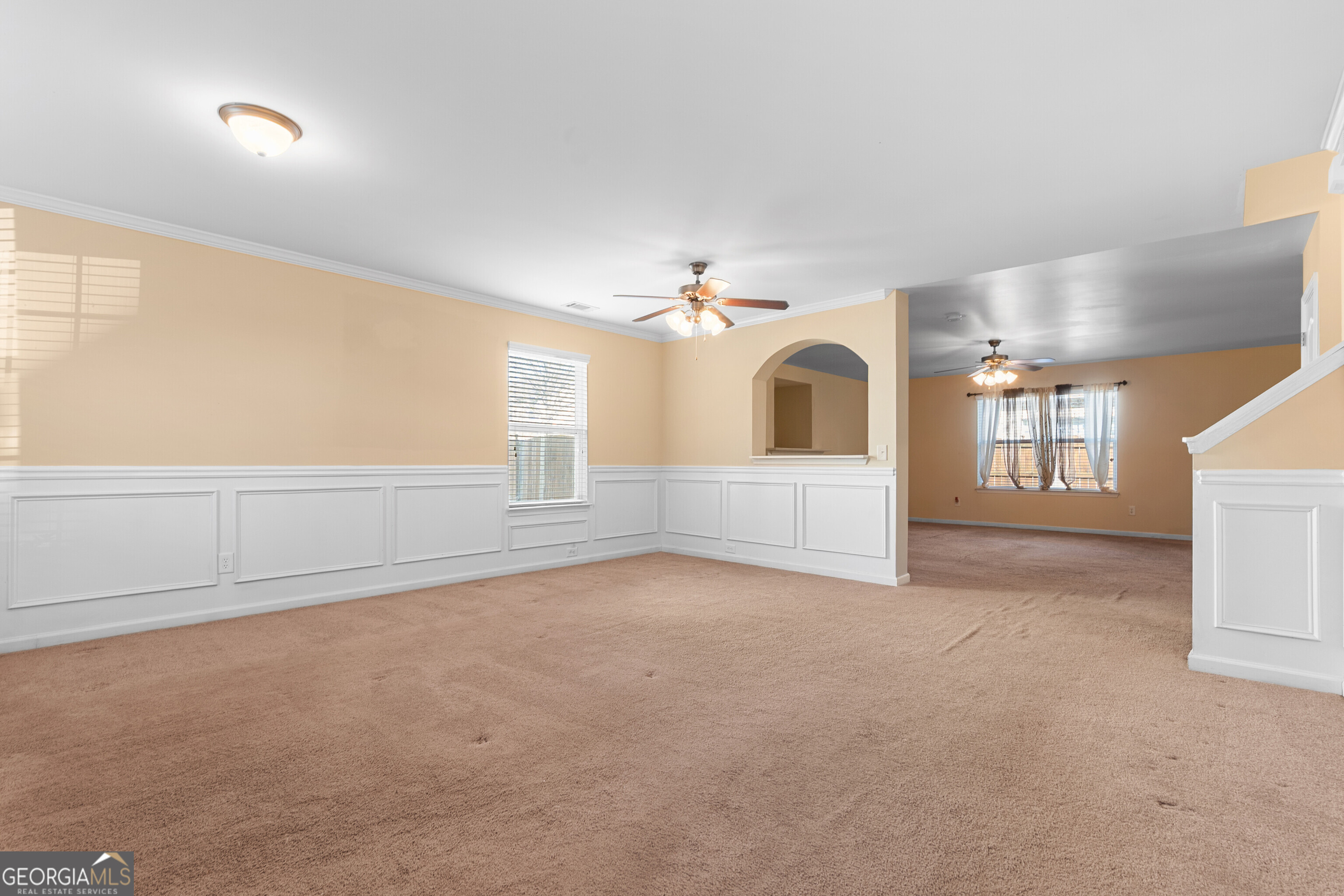 102 Steeple Court Perry, GA 31069 - Photo 21 of 37 a view of a livingroom with a chandelier