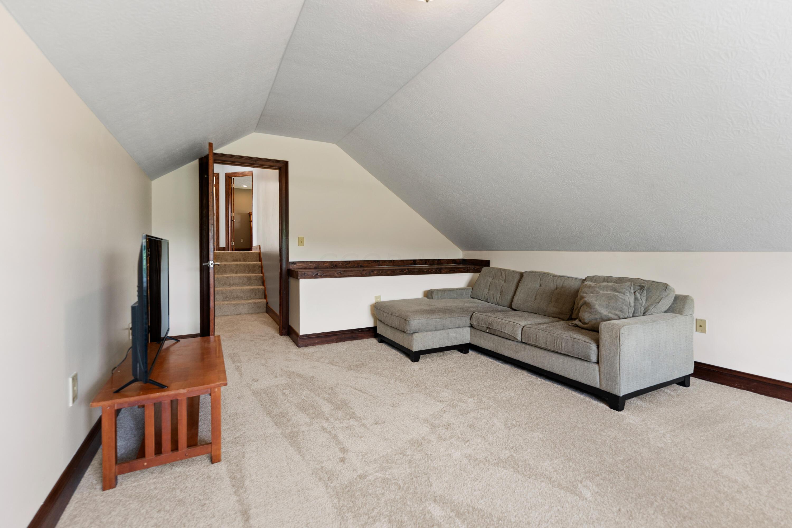 4677 State Rte 61 Sunbury, OH 43074 - Photo 52 of 104 Bedroom 3