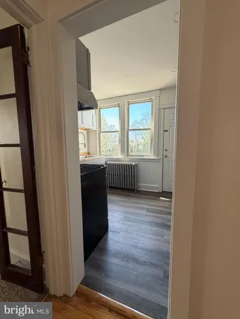 $2,000 | 522 Main Street, Unit B, Riverton, NJ 08077