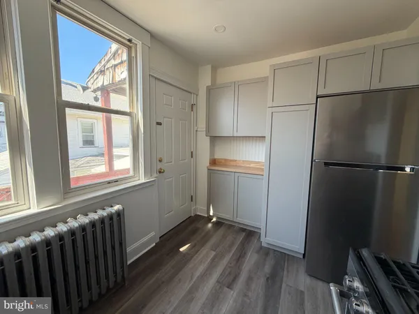 $2,000 | 522 Main Street, Unit B, Riverton, NJ 08077