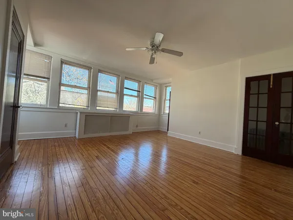 $2,000 | 522 Main Street, Unit B, Riverton, NJ 08077