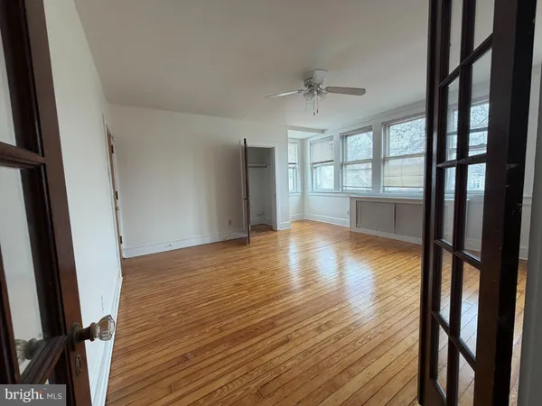 $2,000 | 522 Main Street, Unit B, Riverton, NJ 08077