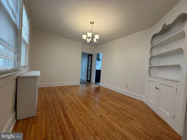$2,000 | 522 Main Street, Unit B, Riverton, NJ 08077