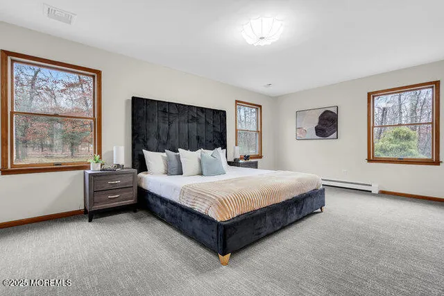 $799,999 | 592 Whitecomb Avenue, Jackson, NJ 08527