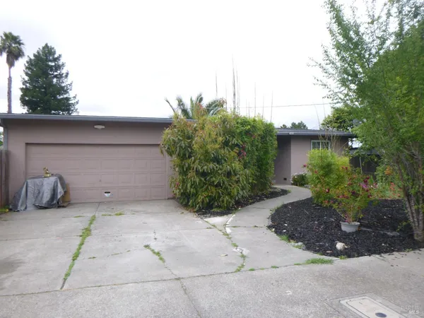 $599,000 | 231 Peach Street, Santa Rosa, CA 95407
