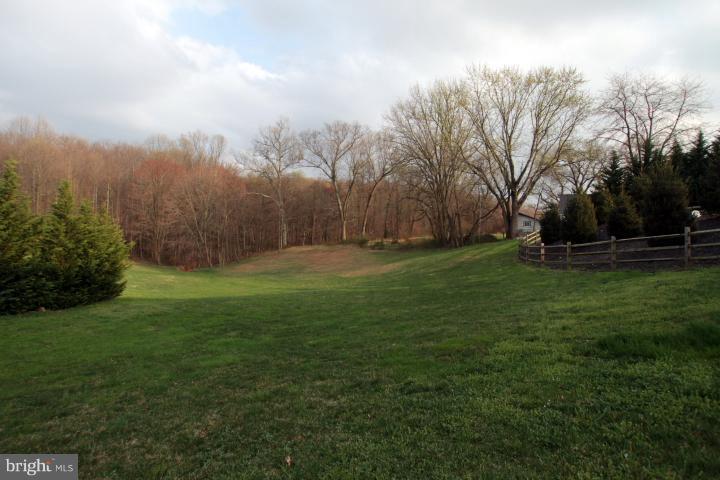 7 Grace Ridge Court Monkton, MD 21111 - Photo 2 of 30 Exterior (Rear)