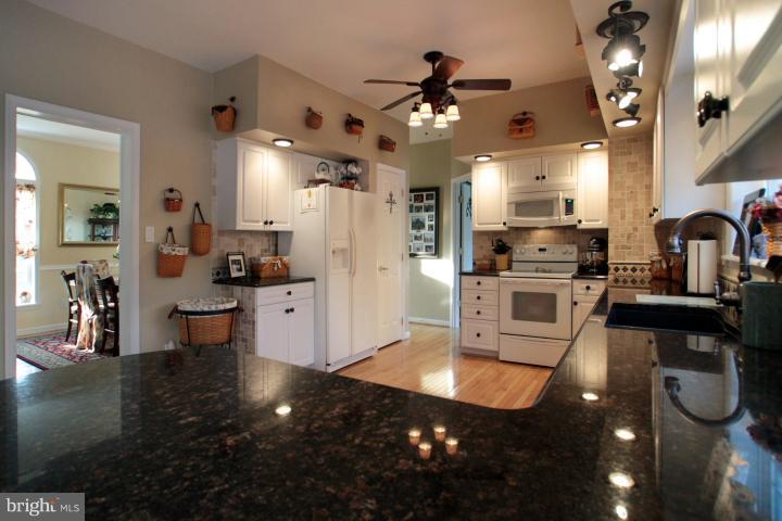 7 Grace Ridge Court Monkton, MD 21111 - Photo 12 of 30 Kitchen