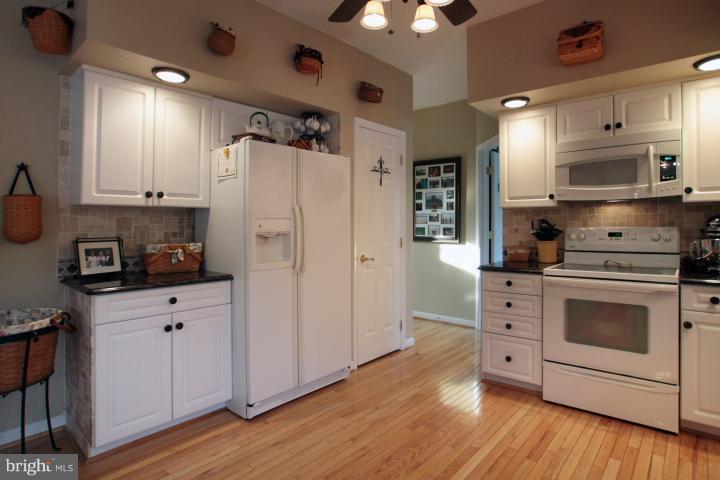 7 Grace Ridge Court Monkton, MD 21111 - Photo 6 of 30 Kitchen