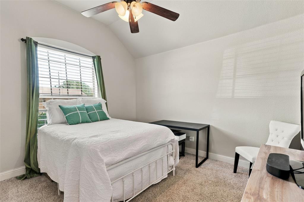 107 Chance Court Springtown, TX 76082 - Photo 17 of 31 Gallery Image 17