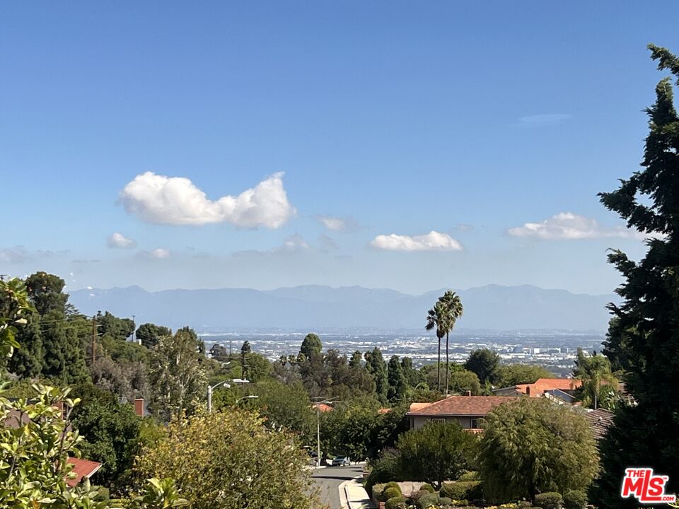 26741 Nokomis Road Rancho Palos Verdes, CA 90275 - Photo 28 of 28 a view of a city