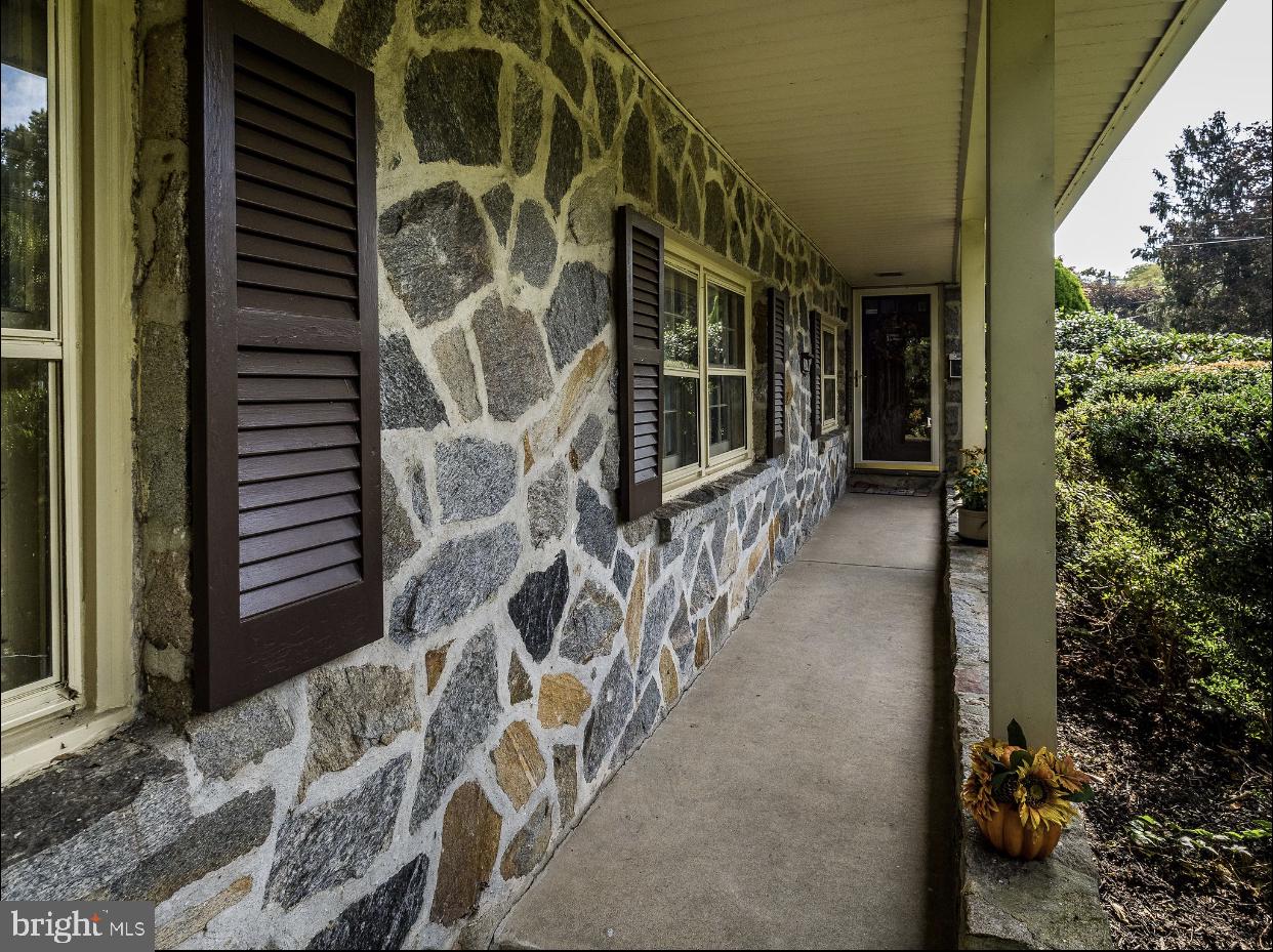 204 Devon Road Cinnaminson, NJ 08077 - Photo 3 of 22 Front Patio access