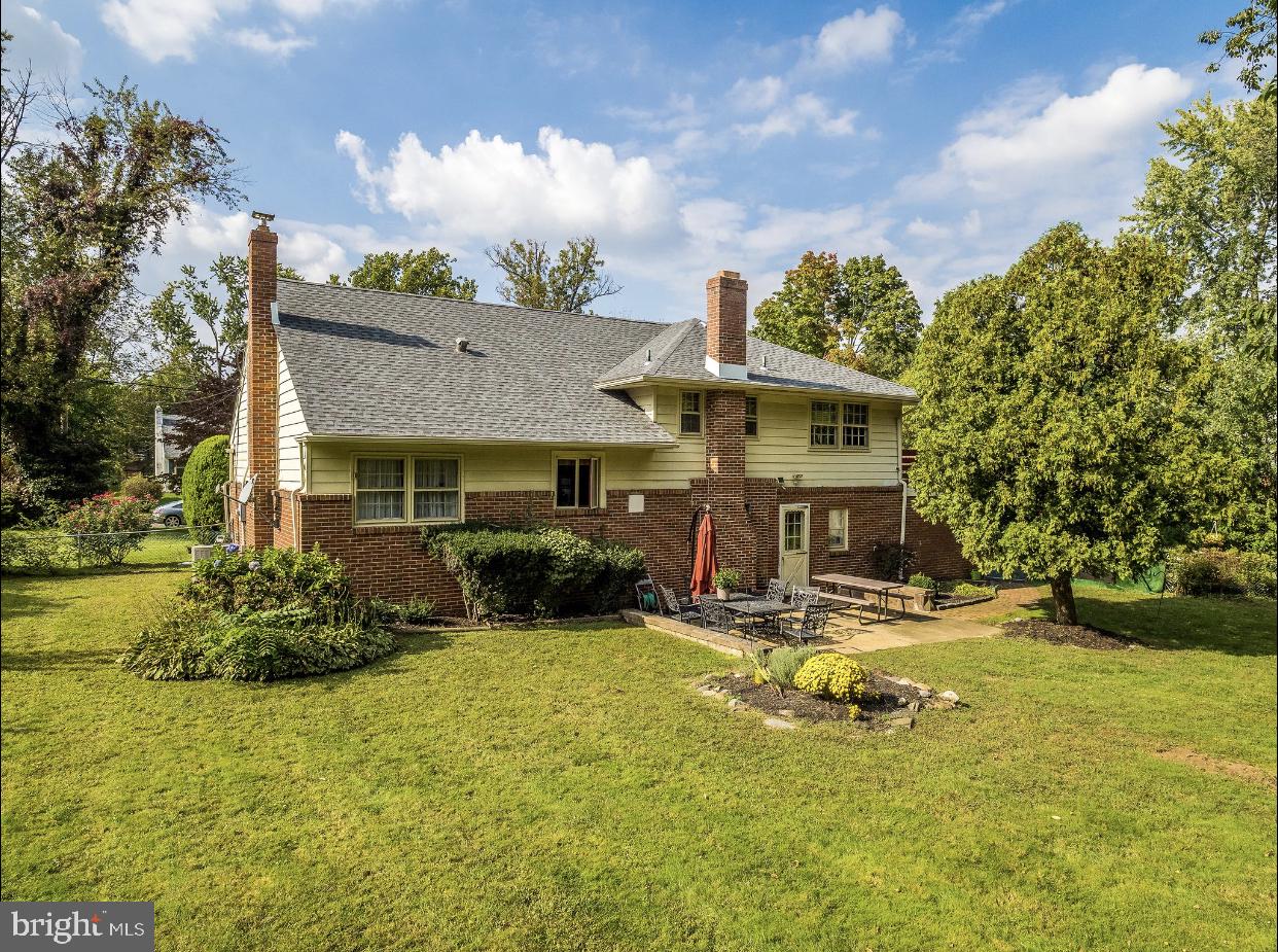 204 Devon Road Cinnaminson, NJ 08077 - Photo 21 of 22 Rearview Yard