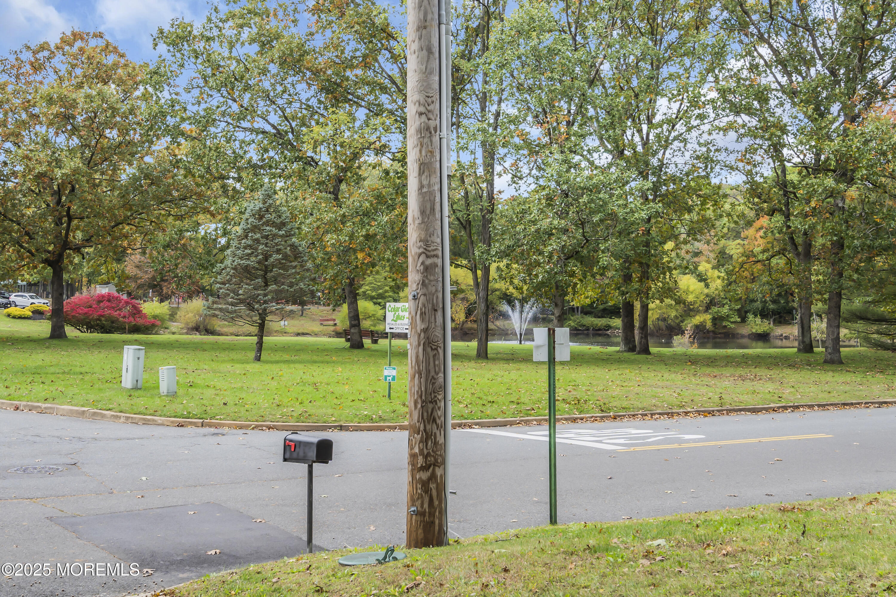 7 B Roosevelt City Road, Unit B Whiting, NJ 08759 - Photo 48 of 48 a view of a park with large trees