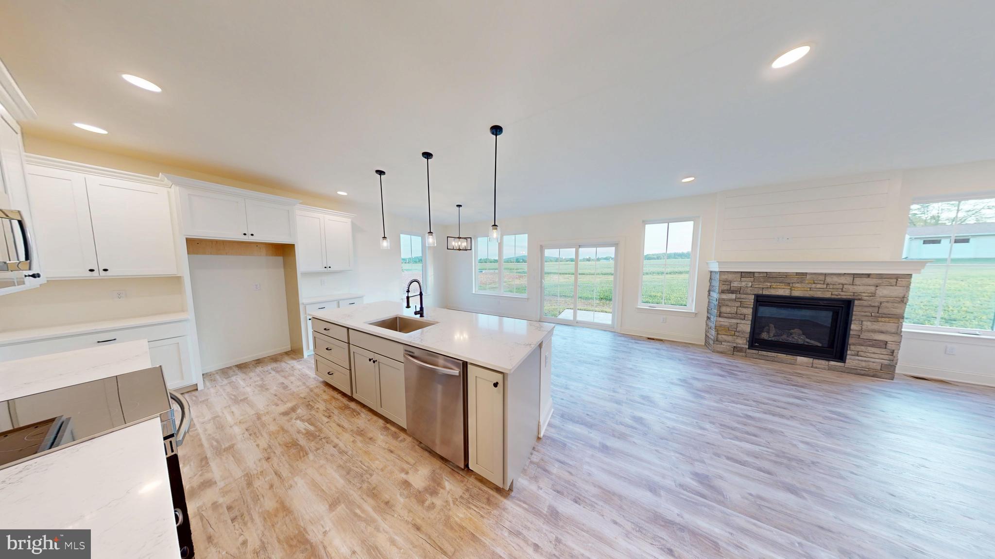 29 Lausch Road Denver, PA 17517 - Photo 8 of 38 Kitchen/Dining Room