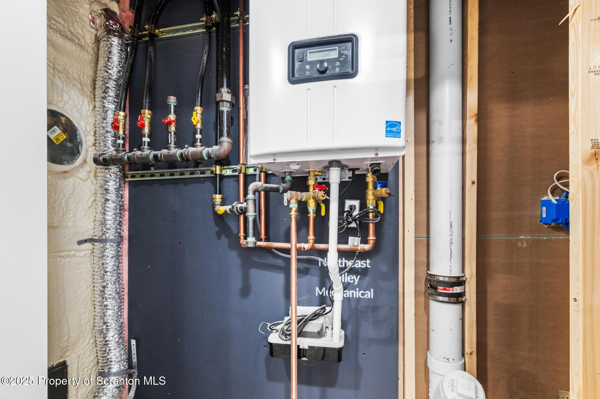 80 Elmhurst Boulevard Scranton, PA 18505 - Photo 41 of 56 DSC_0898