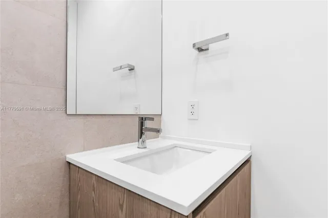 a view of a living room washer and dryer