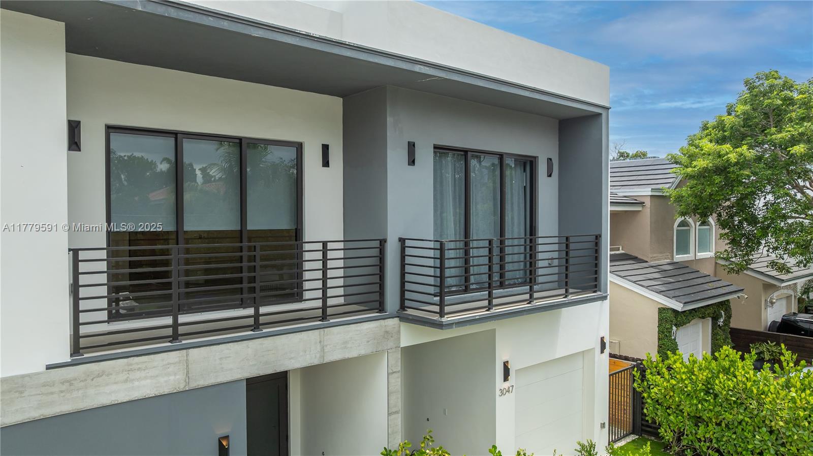 3045 Elizabeth Street, Unit 3045 Miami, FL 33133 - Photo 5 of 72