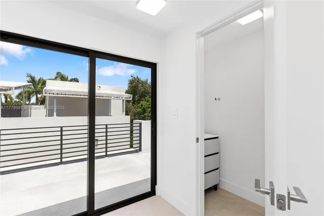 $2,150,000 | 3045 Elizabeth Street, Unit 3045, Miami, FL 33133