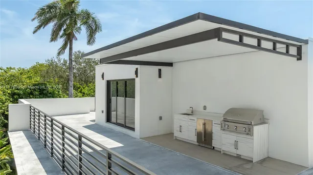 $2,150,000 | 3045 Elizabeth Street, Unit 3045, Miami, FL 33133