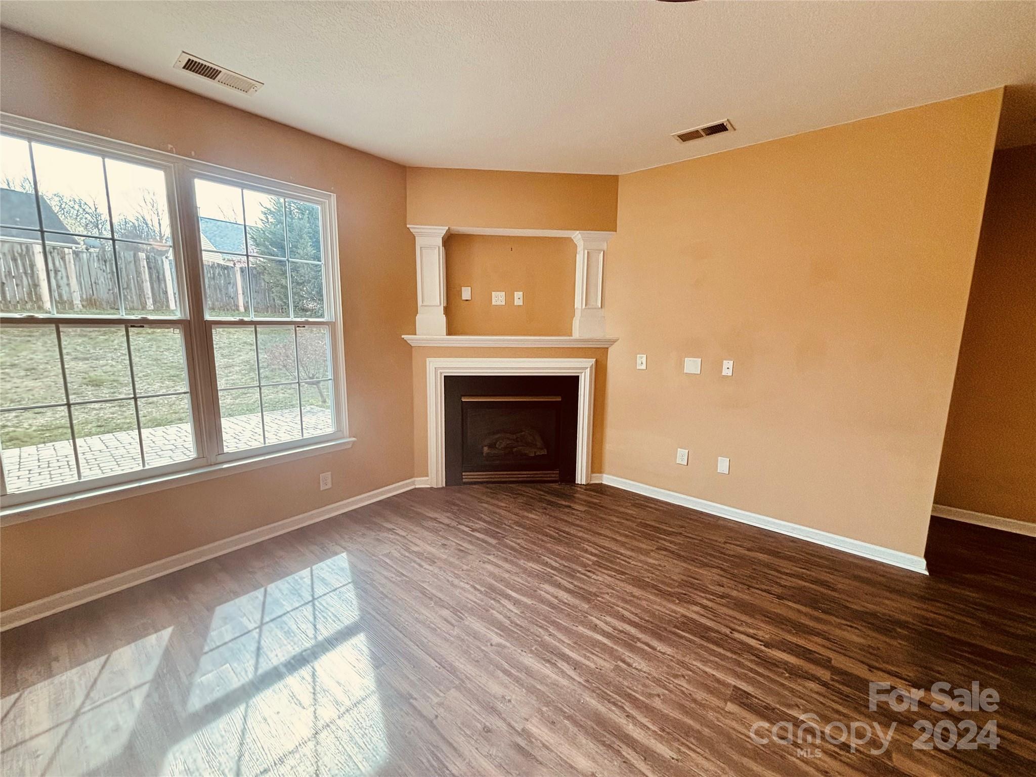 184 Mott Road Mooresville, NC 28115 - Photo 3 of 28 Gallery Image 3