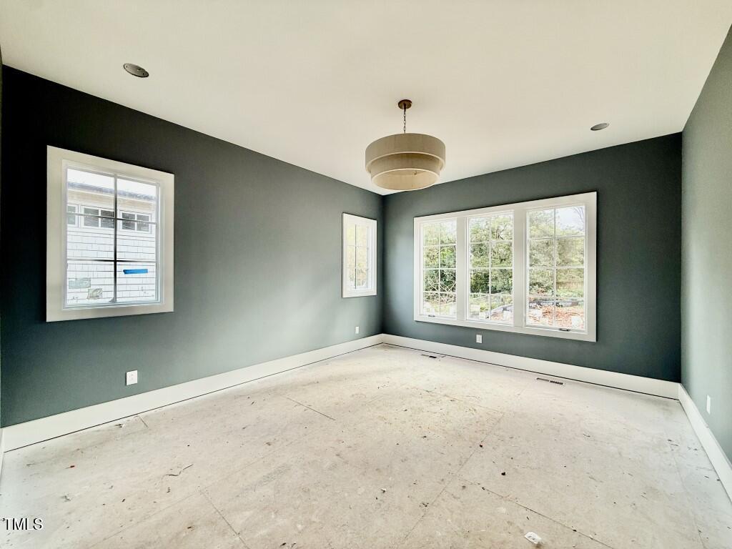2824 Claremont Road Raleigh, NC 27608 - Photo 18 of 47 IMG_0829 (Medium)