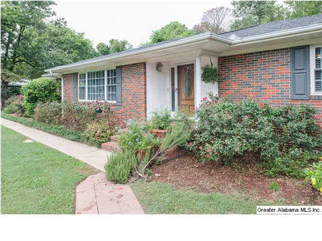 1094 Montevallo Road Leeds, AL 35094 - Photo 2 of 32