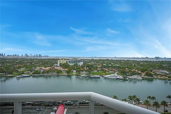 $5,000 | 4775 Collins Avenue, Unit 1806, Miami Beach, FL 33140