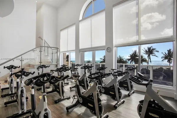 $5,000 | 4775 Collins Avenue, Unit 1806, Miami Beach, FL 33140