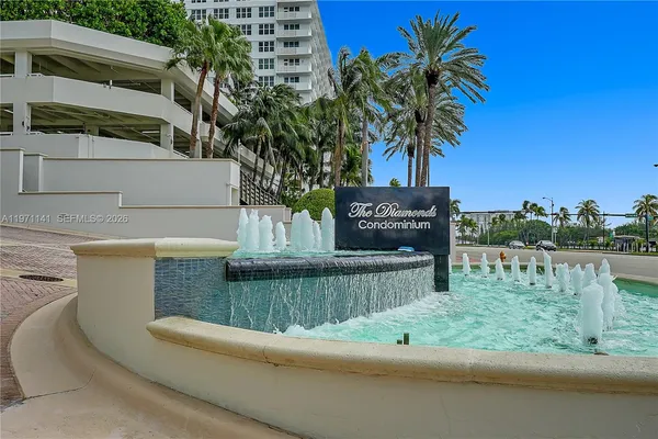 $5,000 | 4775 Collins Avenue, Unit 1806, Miami Beach, FL 33140