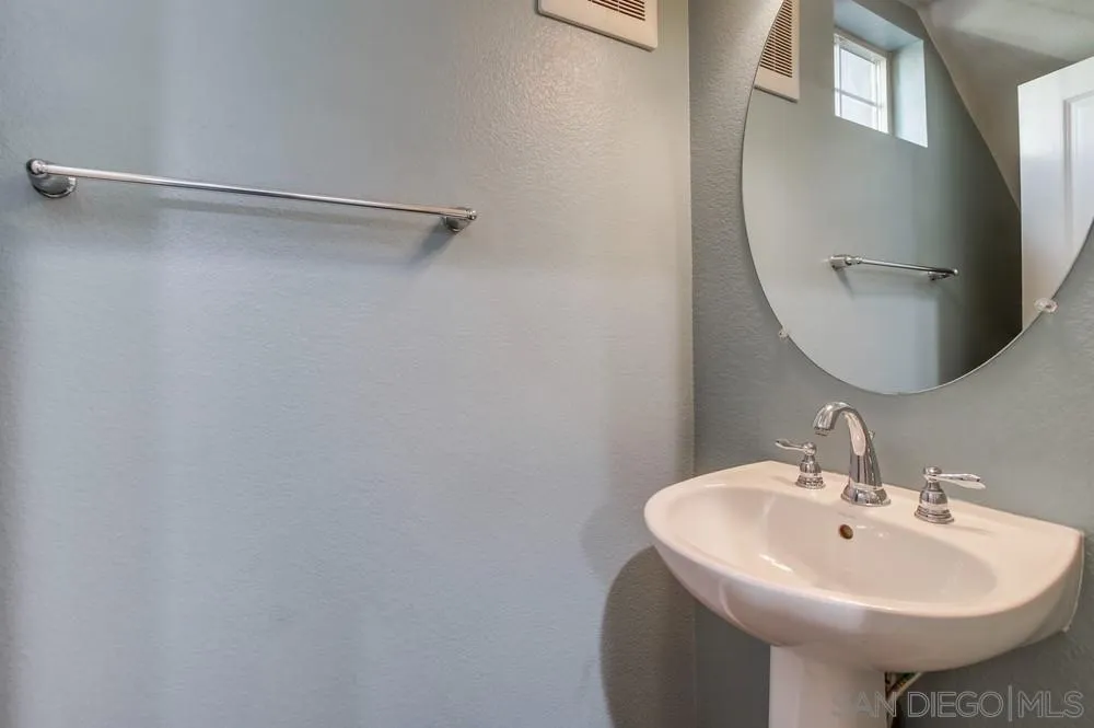 1859 Khaki Lane Chula Vista, CA 91913 - Photo 13 of 62