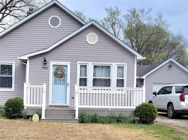 $129,000 | 680 North Main Street, New Minden, IL 62263