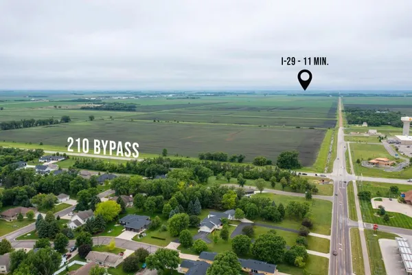 $33,073 | 1592 Edgewood Court, Wahpeton, ND 58075