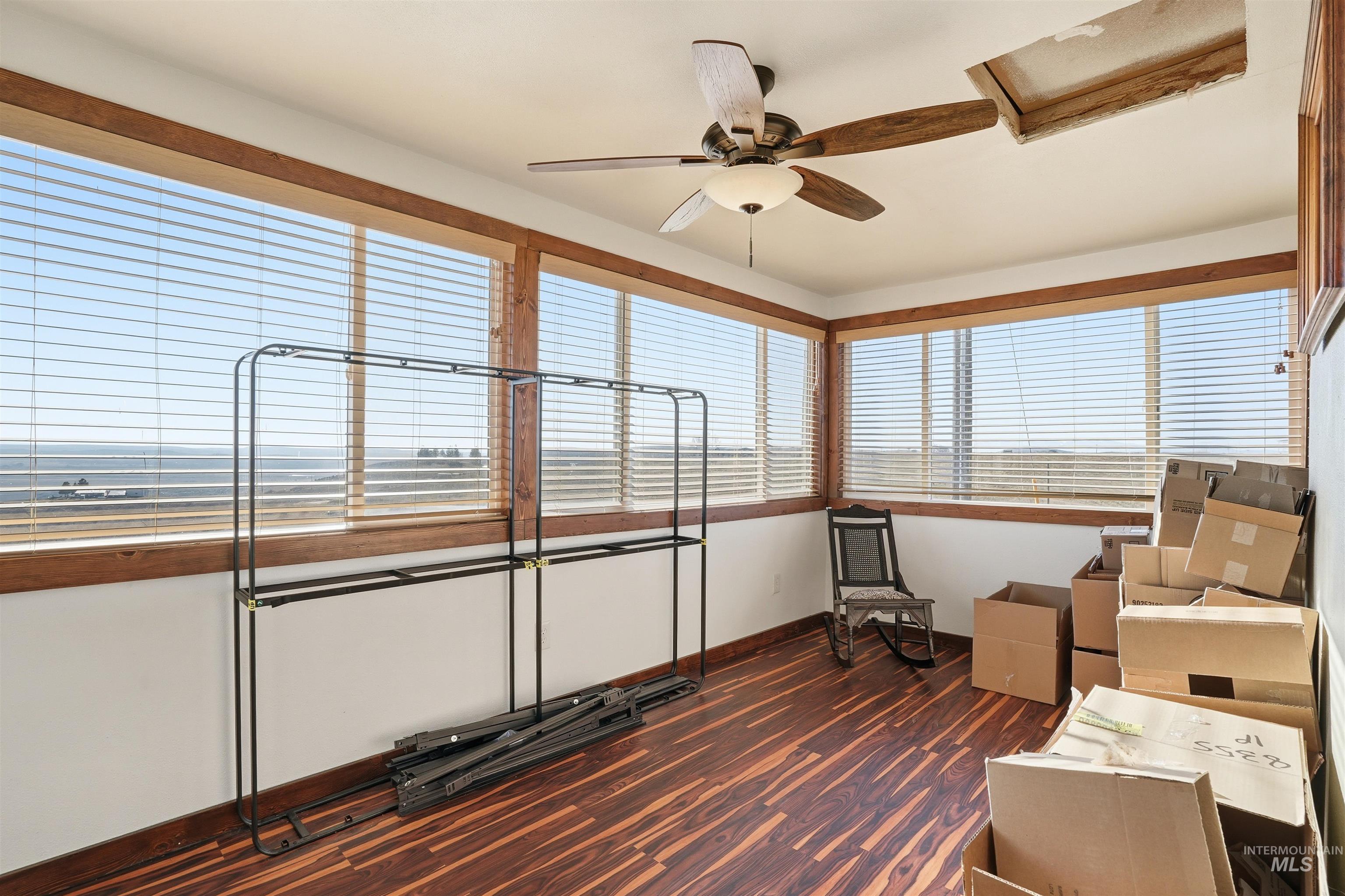 1252 Mesa Mesa, ID 83643 - Photo 13 of 50 View of sunroom