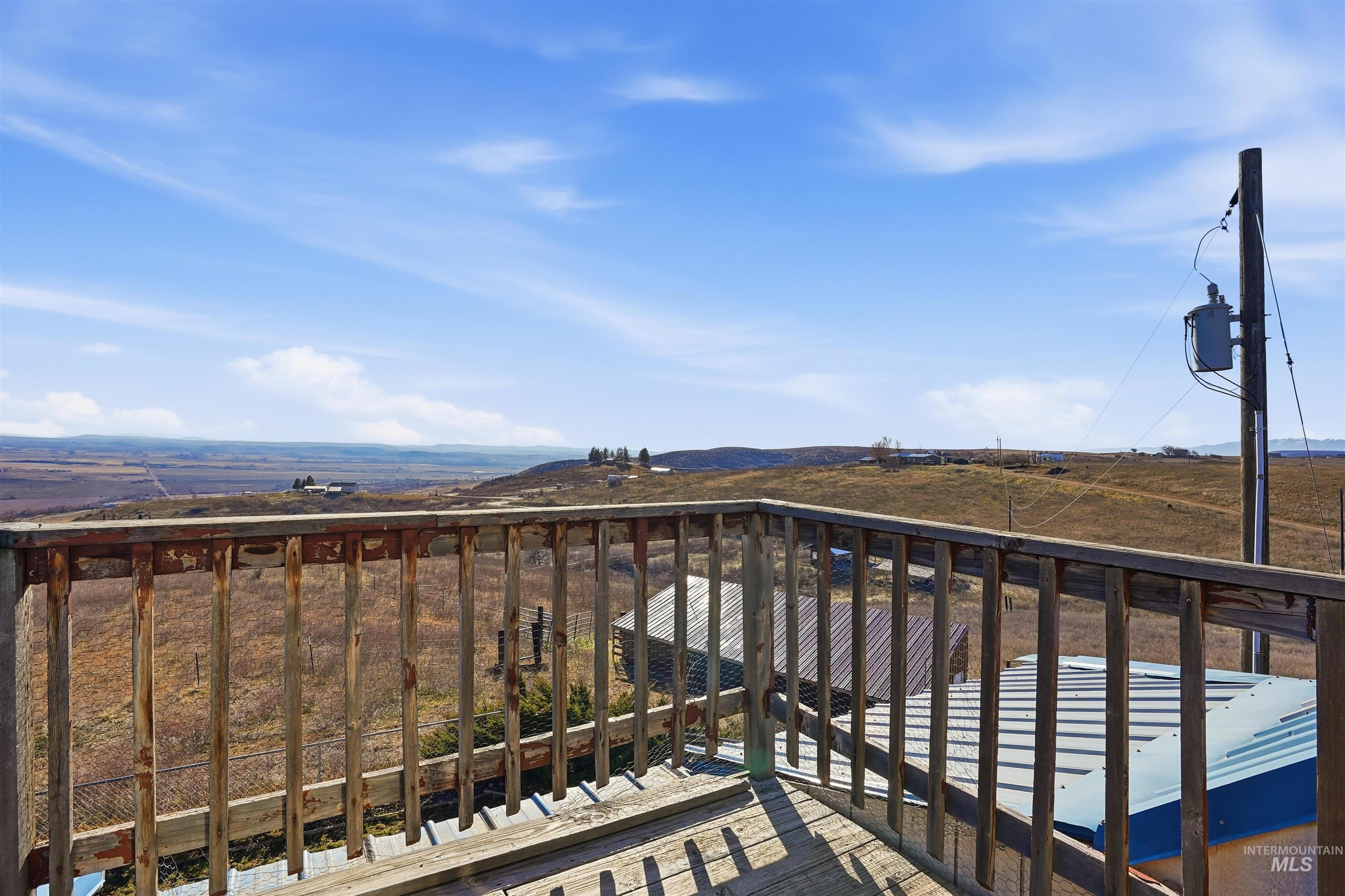 1252 Mesa Mesa, ID 83643 - Photo 25 of 50 View of deck of the primary suite