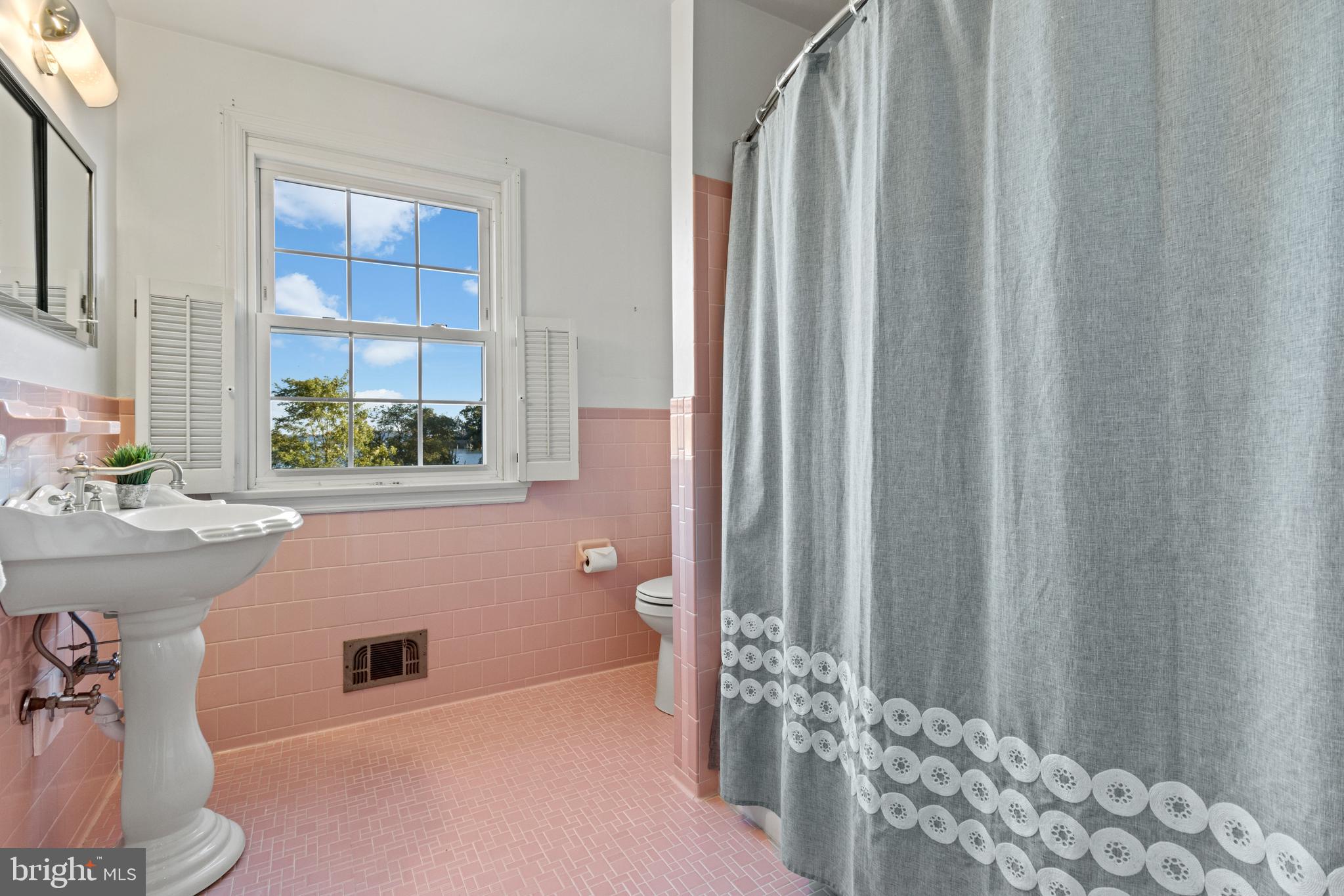 1291 Magothy Road Pasadena, MD 21122 - Photo 50 of 53 Gallery Image 50
