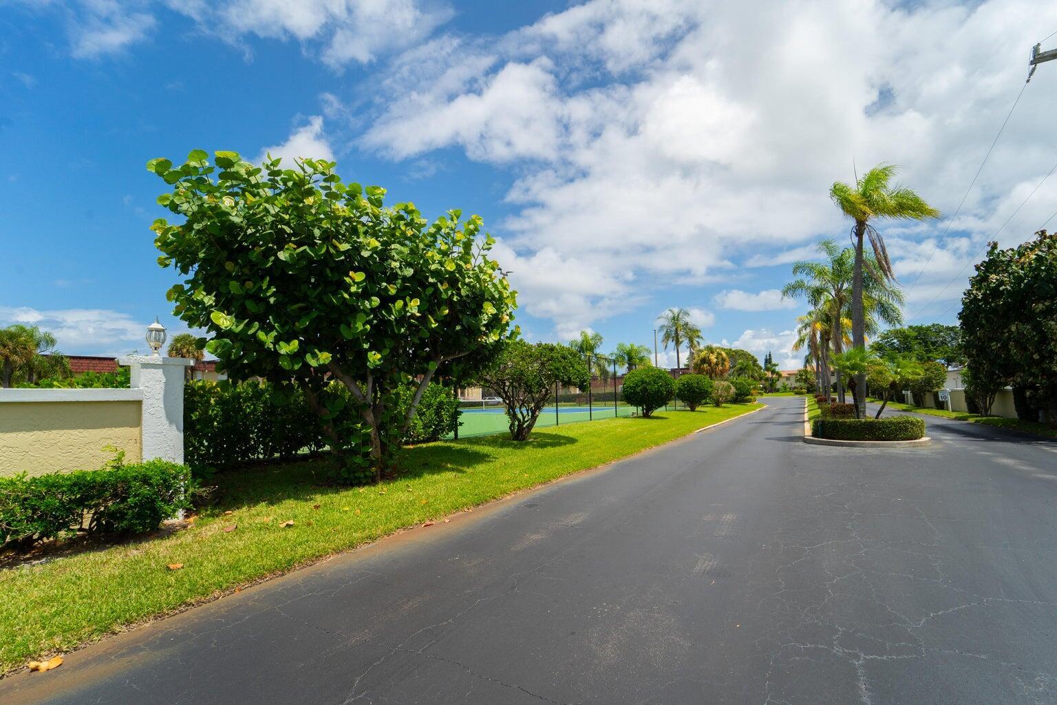 717 Highway 1, Unit 505 Jupiter, FL 33477 - Photo 46 of 48 COMMUNITY ENTERANCE