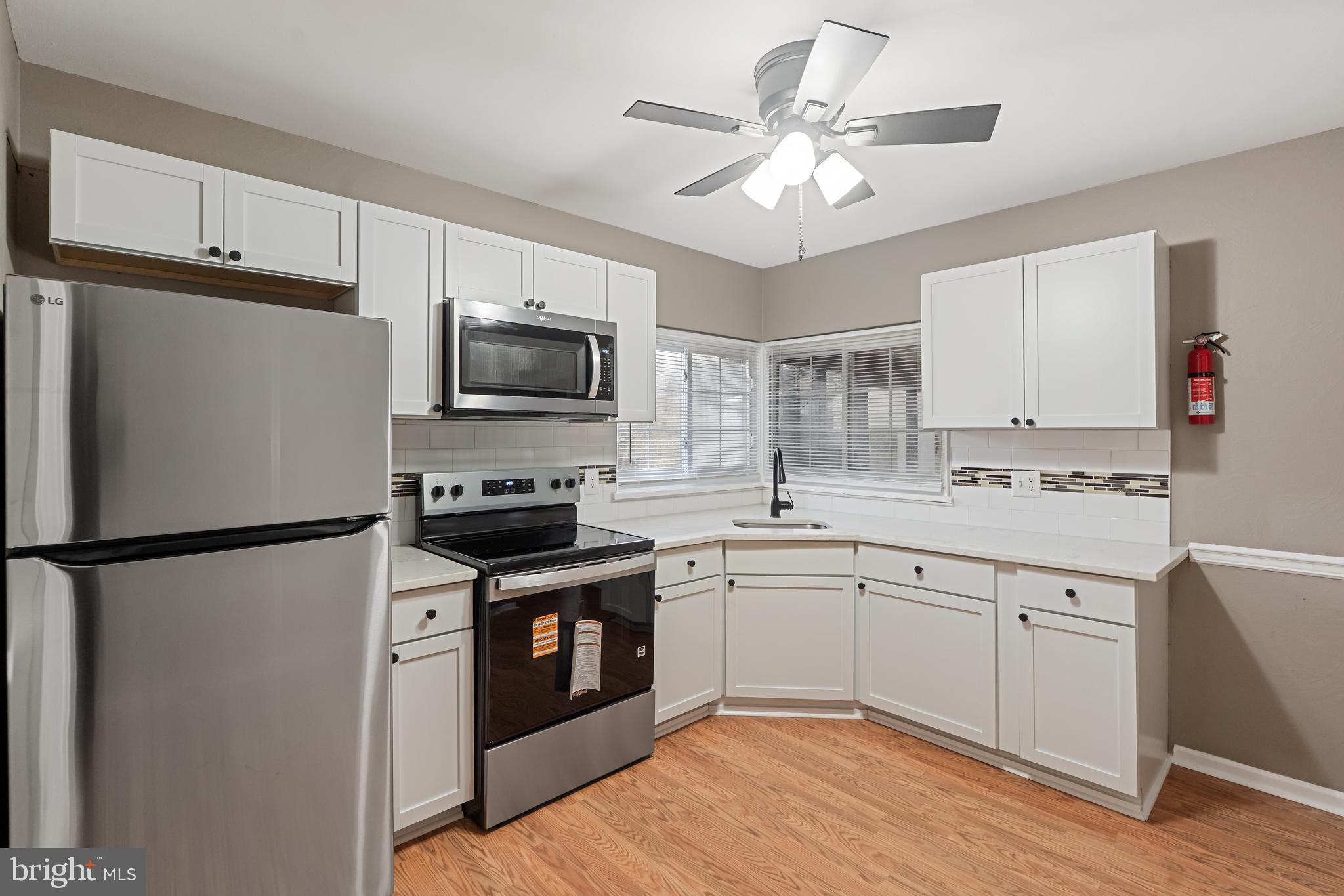 60 Palethorpe Avenue Clementon, NJ 08021 - Photo 7 of 38
