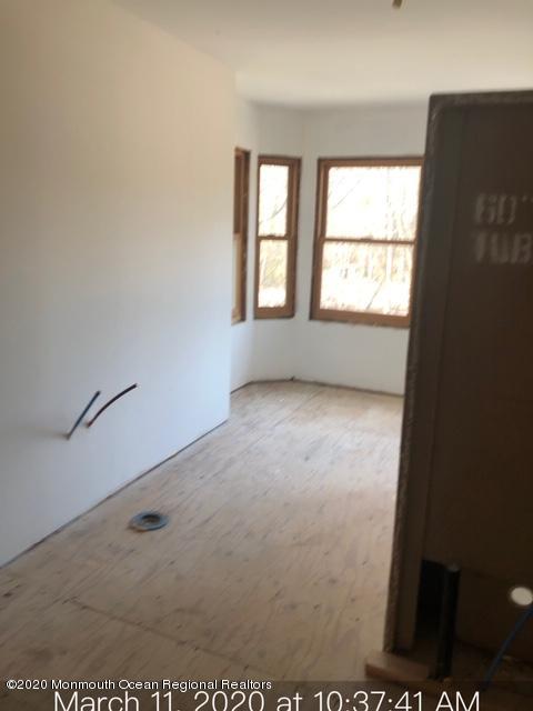 301 Hendrickson Road Freehold, NJ 07728 - Photo 8 of 15 IMG_5068