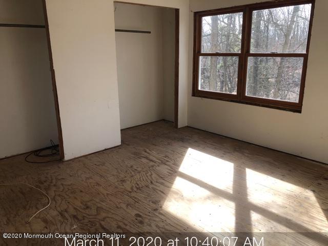 301 Hendrickson Road Freehold, NJ 07728 - Photo 10 of 15 IMG_5070