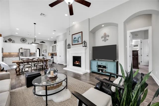 $525,000 | 3920 Belladoma Cove, Leander, TX 78641