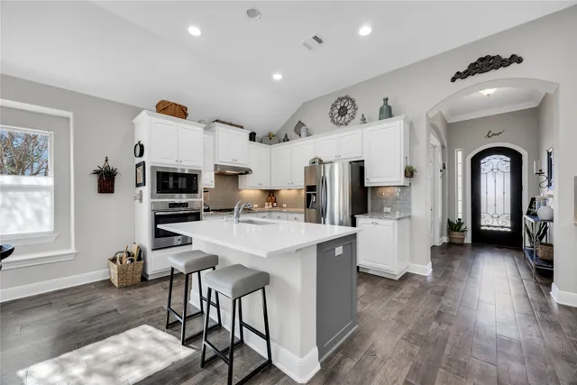 $525,000 | 3920 Belladoma Cove, Leander, TX 78641