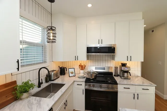 $3,595 | 14-16 Harriet Street, Unit 1, Boston, MA 02135