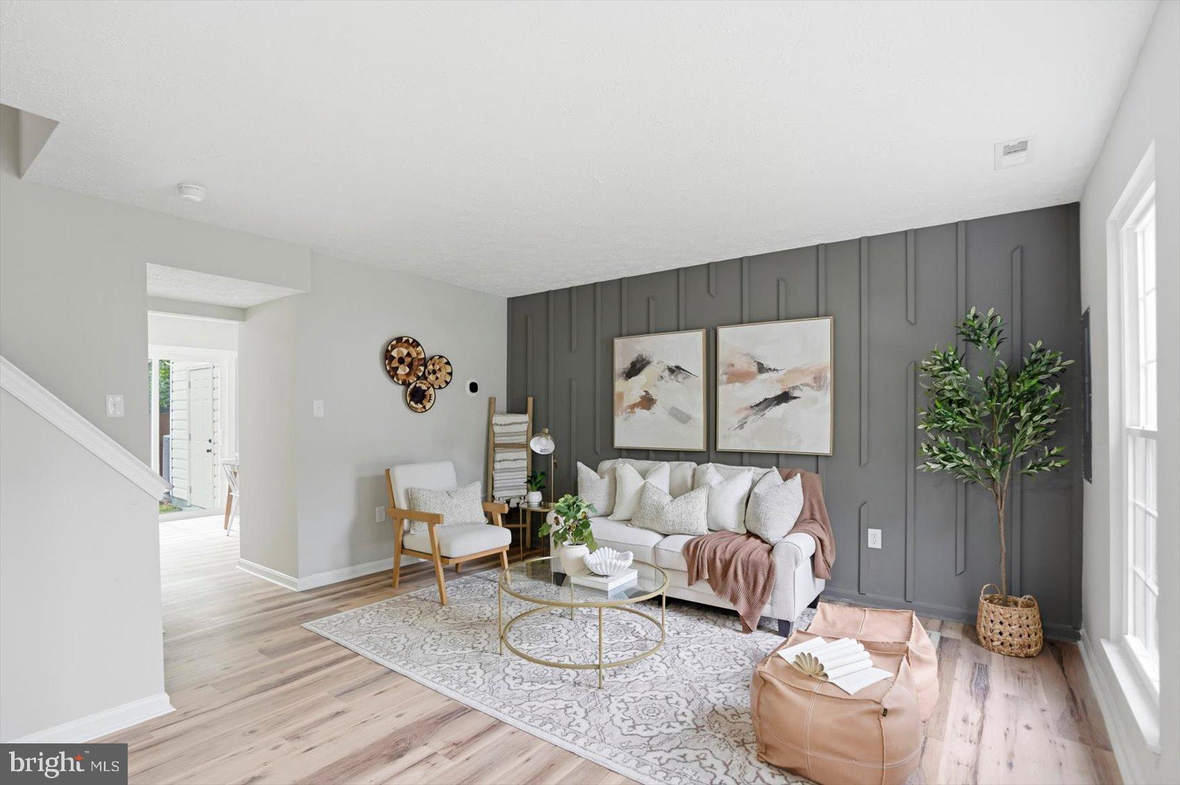 2807 Red Oak Lane Lanham, MD 20706 - Photo 2 of 25 Gallery Image 2