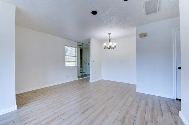 $234,900 | 2137 Casa Rio Circle, Dickinson, TX 77539