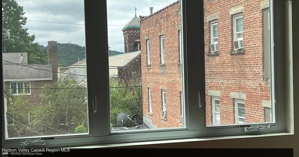205 Warren Street, Unit 3 Hudson, NY 12534 - Photo 8 of 26 CleanShot 2026-06-26 at 06.18.09