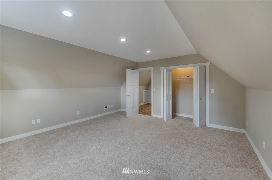 21620 Meridian Avenue South Bothell, WA 98021 - Photo 21 of 25