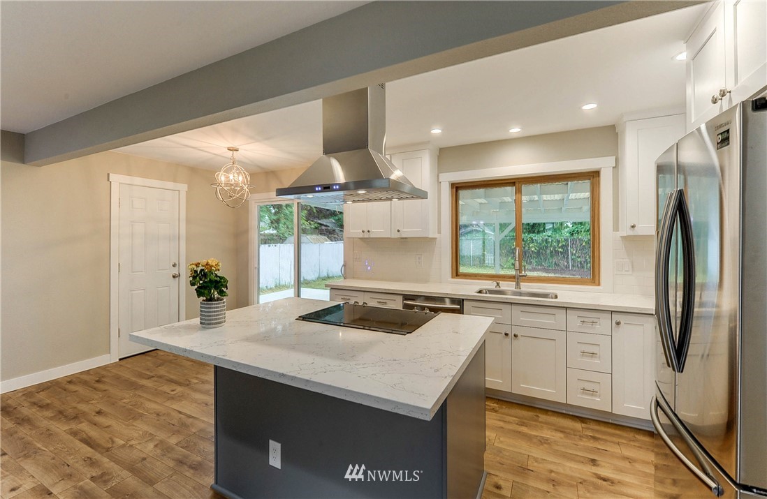 21620 Meridian Avenue South Bothell, WA 98021 - Photo 10 of 25