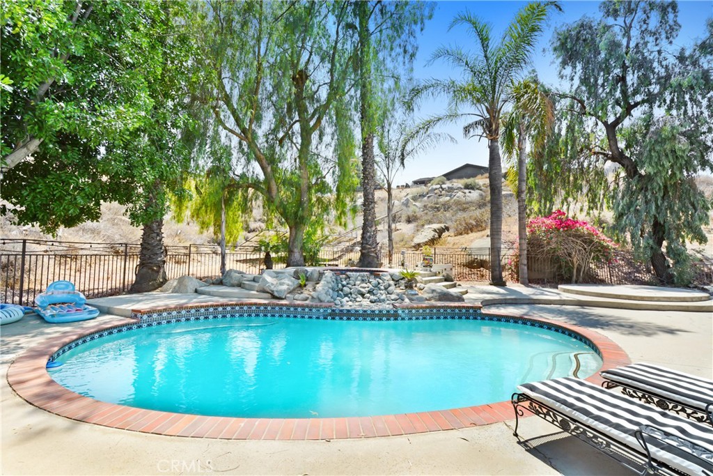 17295 Ridge Canyon Drive Riverside, CA 92506 - Photo 42 of 56 Pool