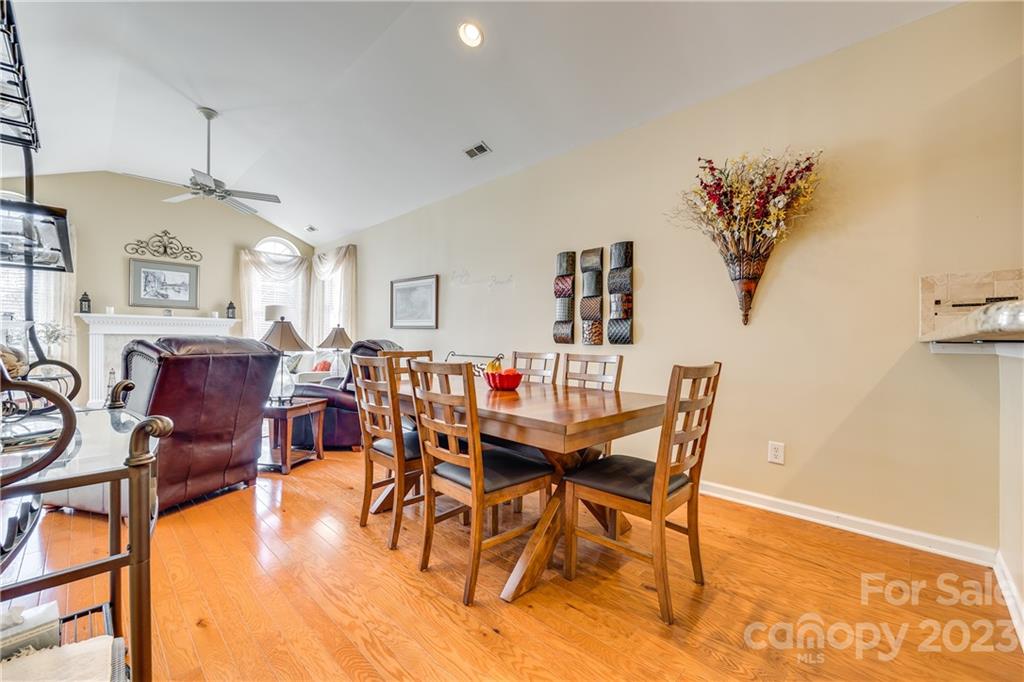 750 Ledgestone Court Tega Cay, SC 29708 - Photo 12 of 36 Gallery Image 12