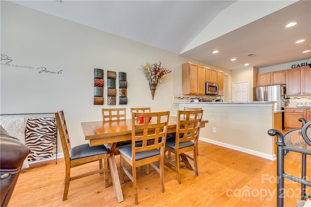 750 Ledgestone Court Tega Cay, SC 29708 - Photo 13 of 36 Gallery Image 13